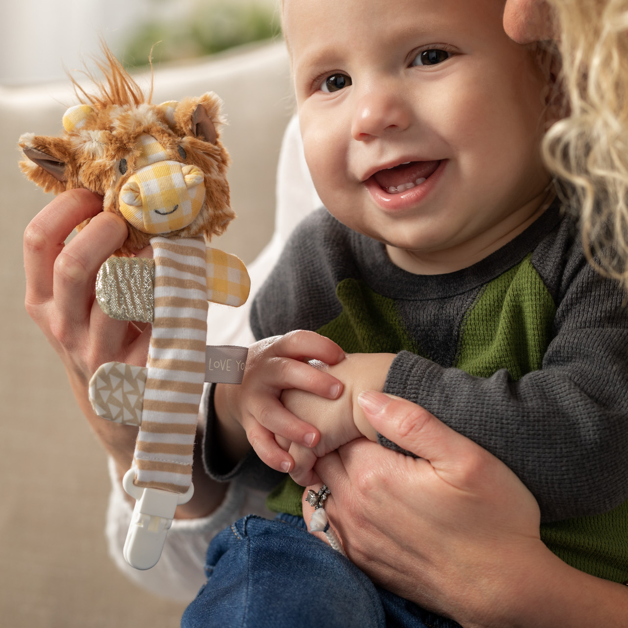 Giraffe Paci Pocket Pal thumbnail