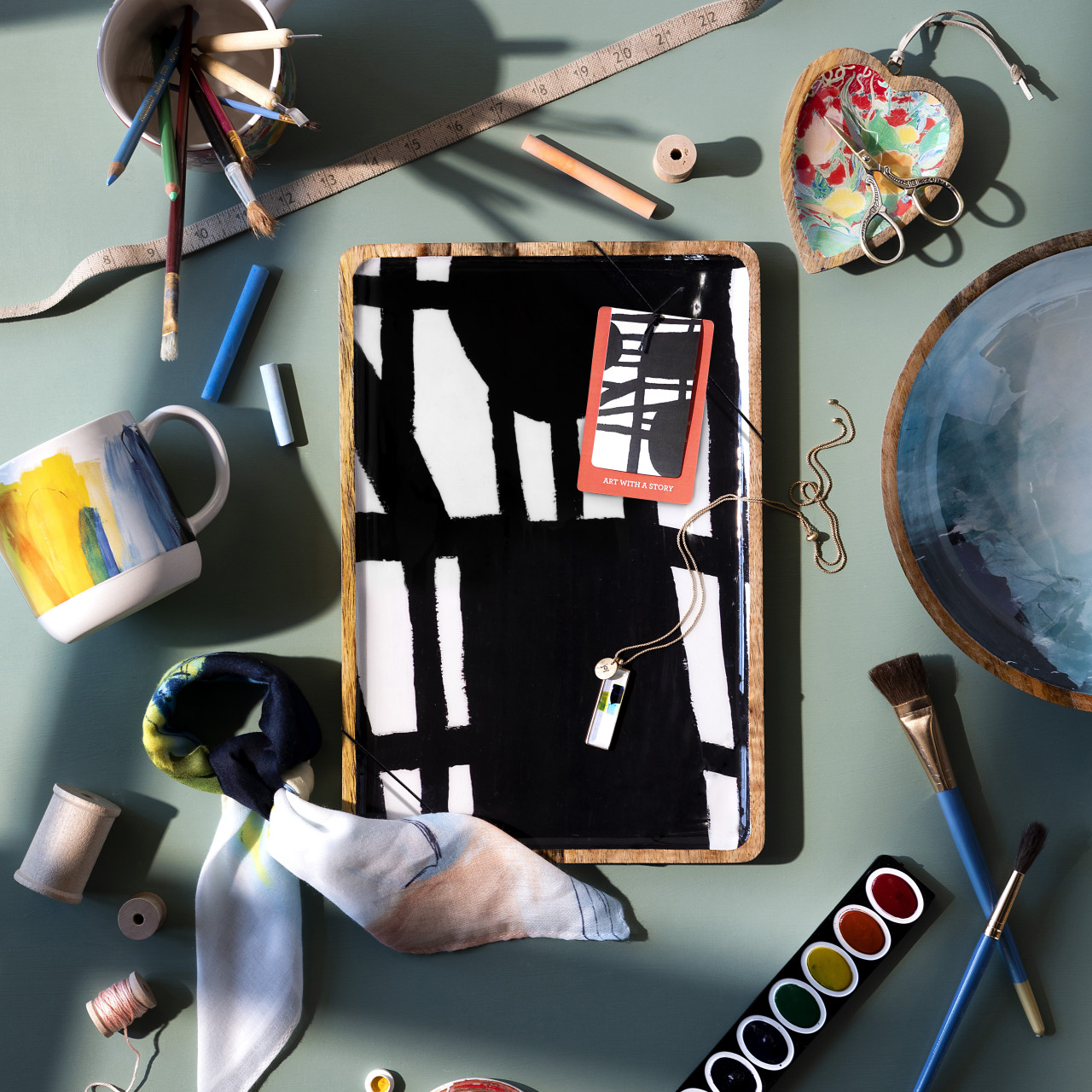 ArtLifting Medium Tray - Black & White thumbnail