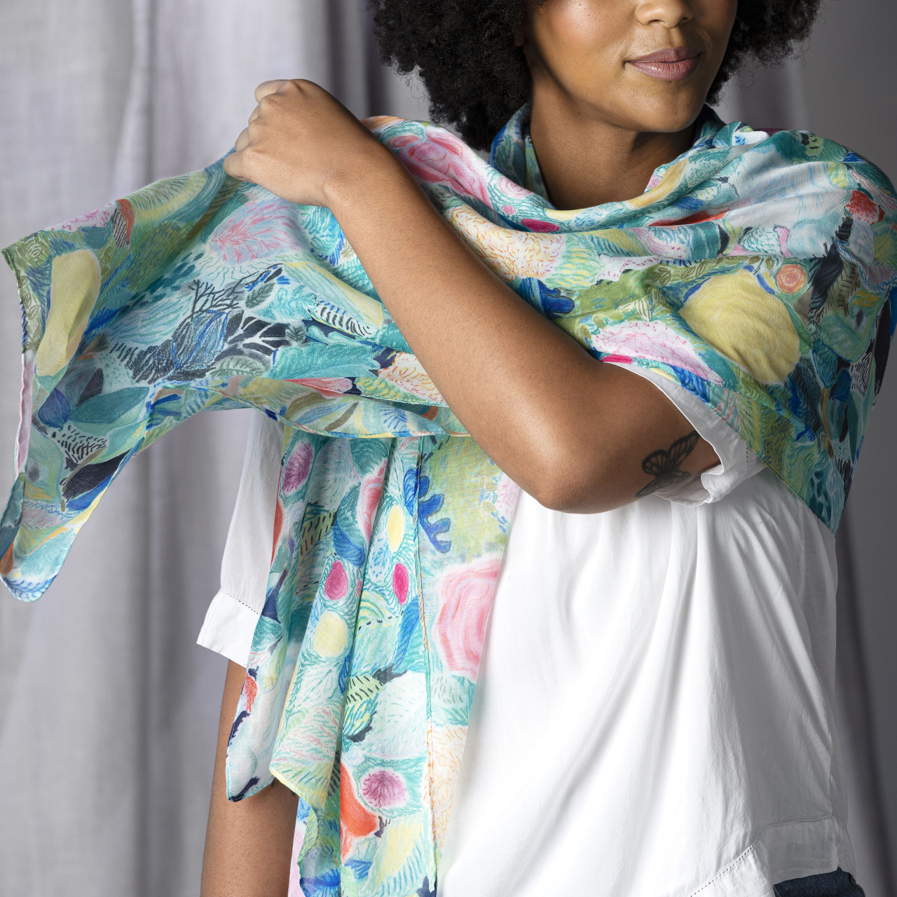 ArtLifting Rectangle Scarf - Floral Black thumbnail