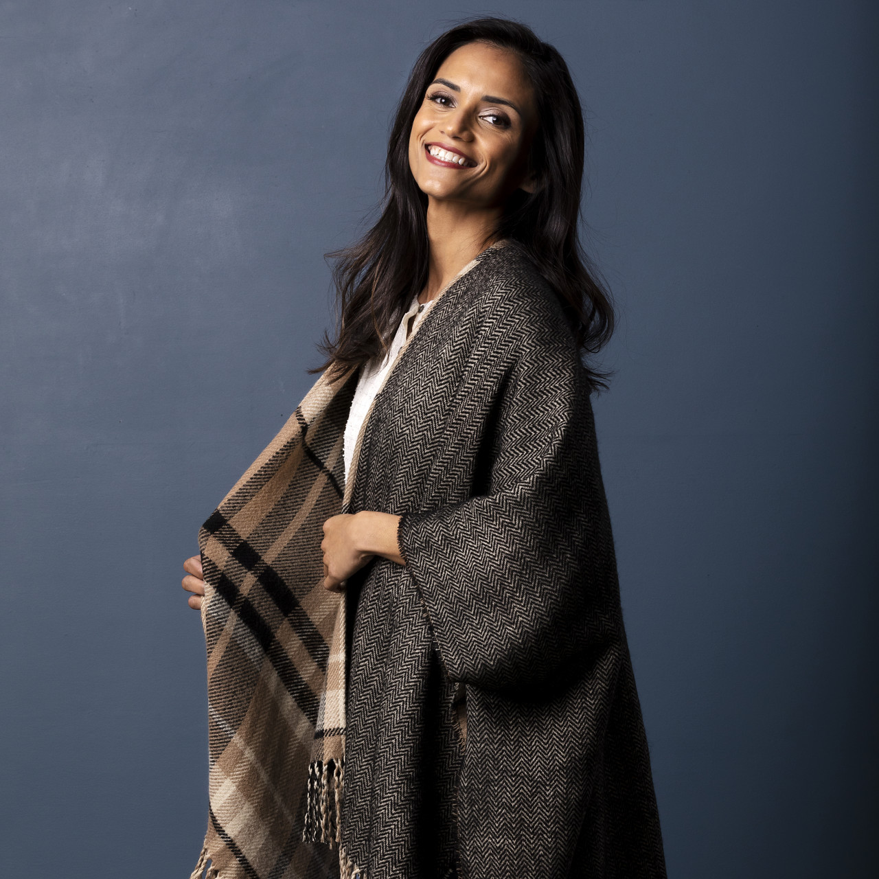 Reversible Plaid Kimono - Camel and Black thumbnail