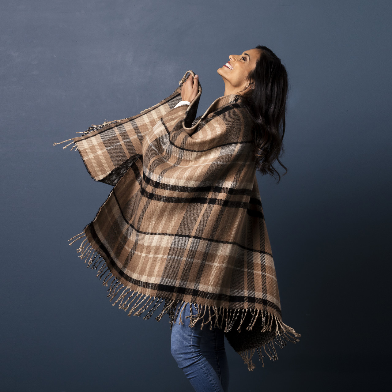 Reversible Plaid Kimono - Camel and Black thumbnail