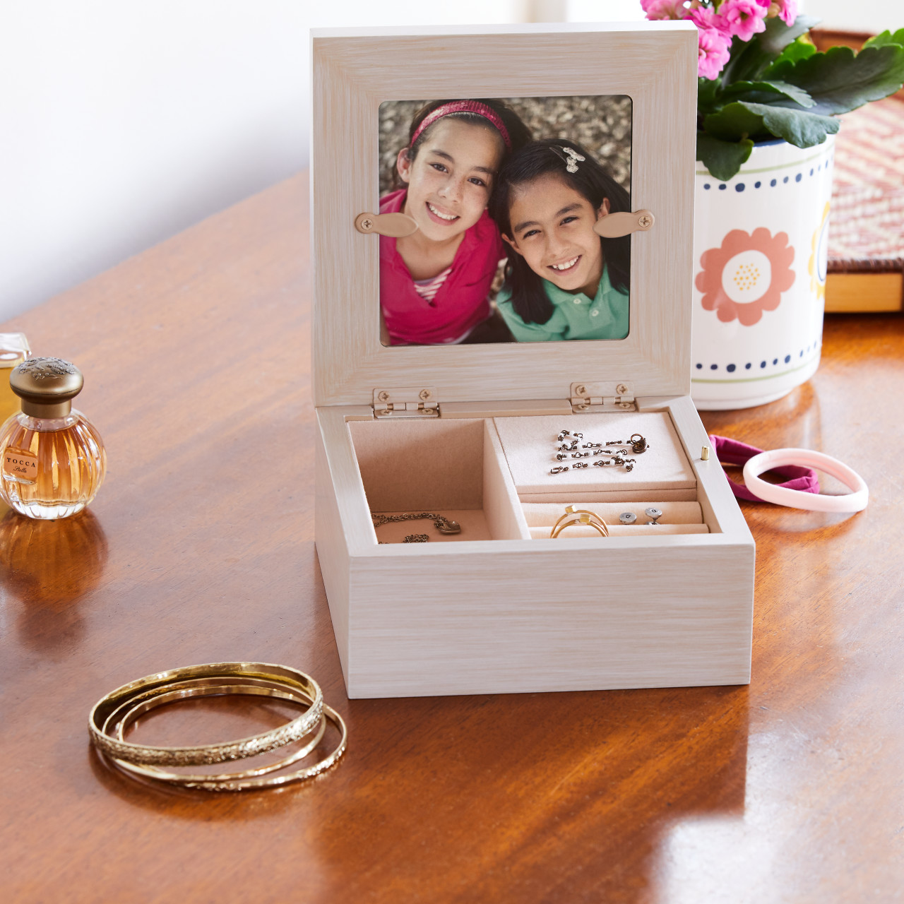 Friendship Music Jewelry Box thumbnail