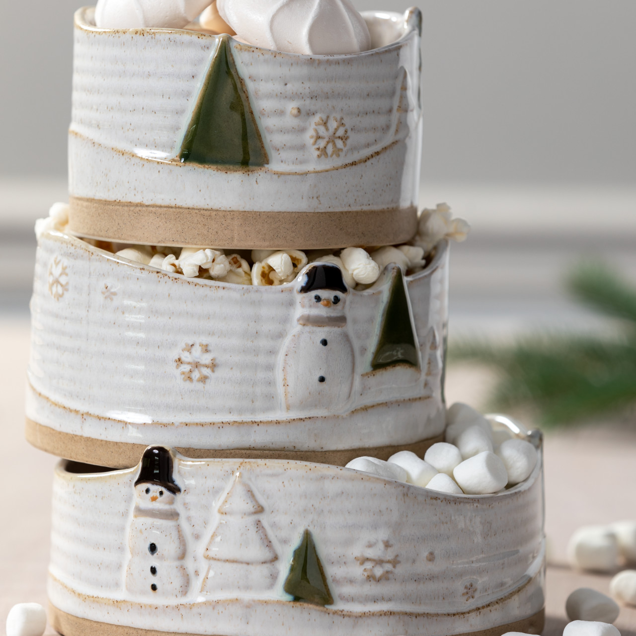 Snowmen Ceramic Stacking Bowls - Set of 3 thumbnail