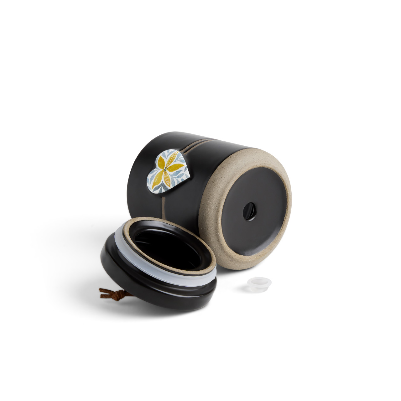 Mom Love You Art Heart Candle with Lid thumbnail