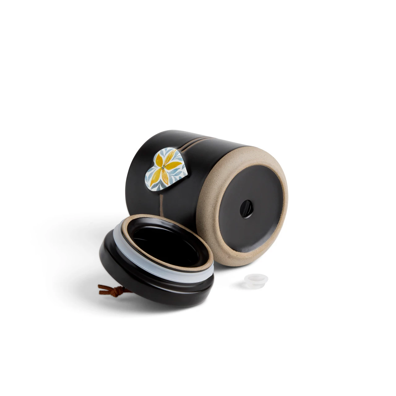 Mom Love You Art Heart Candle with Lid thumbnail