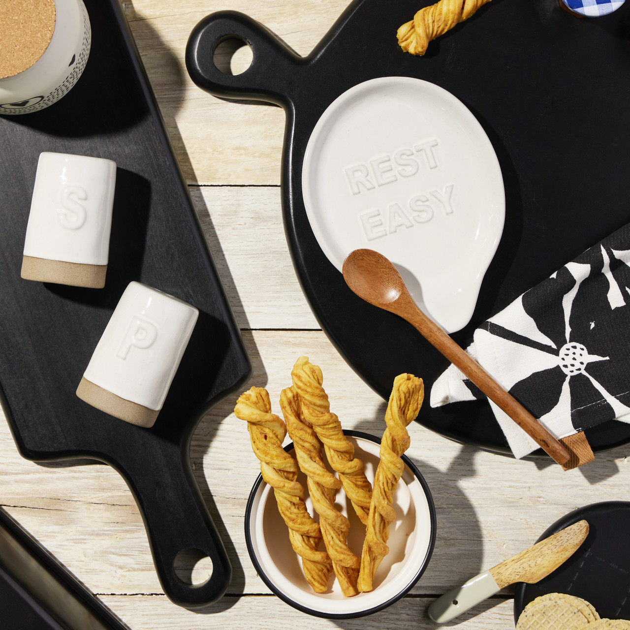 Round Wood Serving Board - Ebony thumbnail