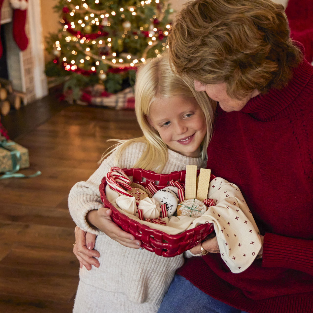 Gather 'Round Ceramic Red Heart Bread Basket With Towel thumbnail