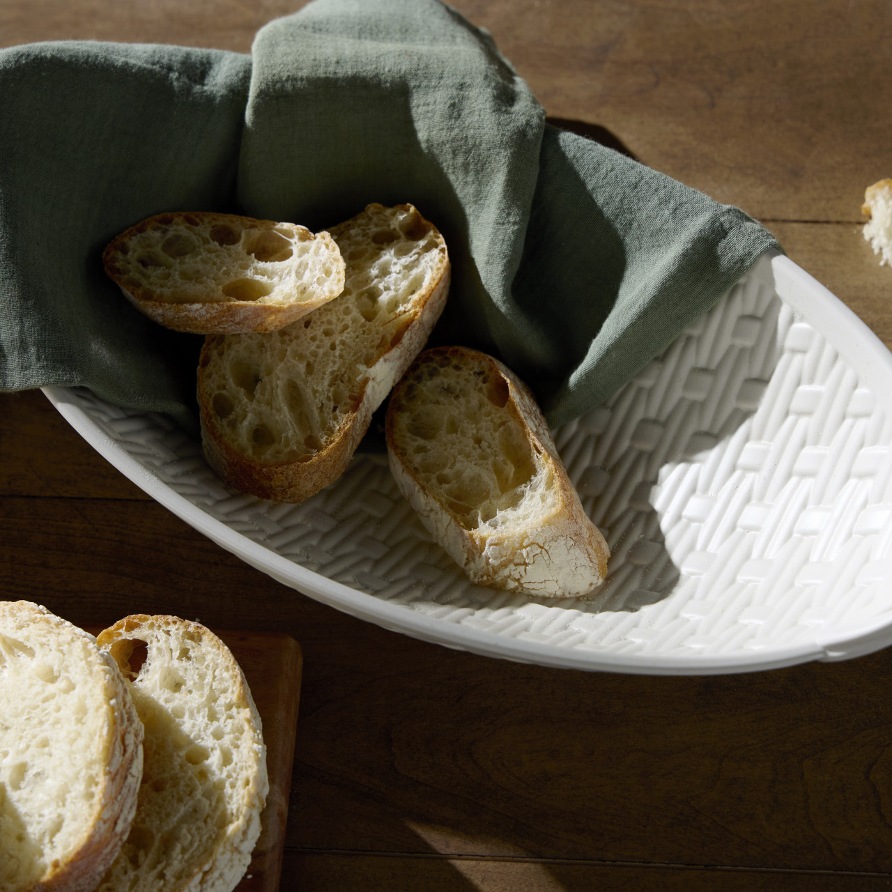 byDesign Serving Melamine Bread Basket 14.5" x 8" x 4" thumbnail