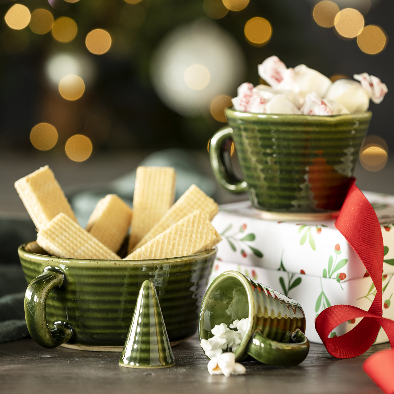 Ceramic Stacking Mugs Tree - Set of 3 thumbnail