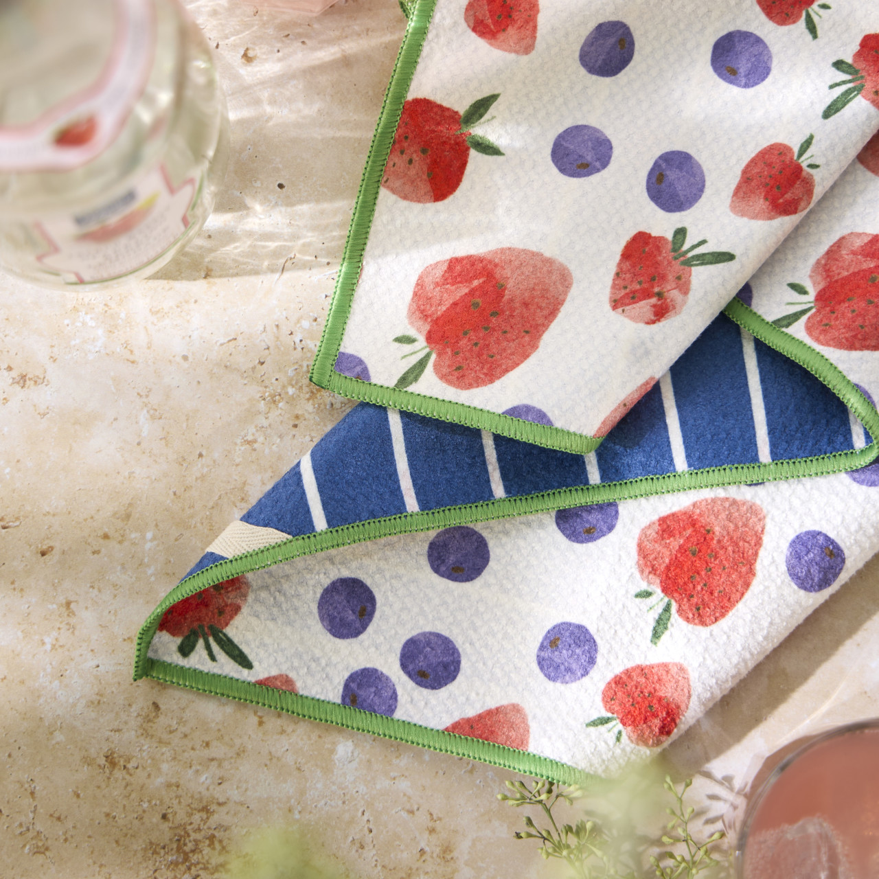 Berries Absorbent Reversible Towel - 18x30in thumbnail