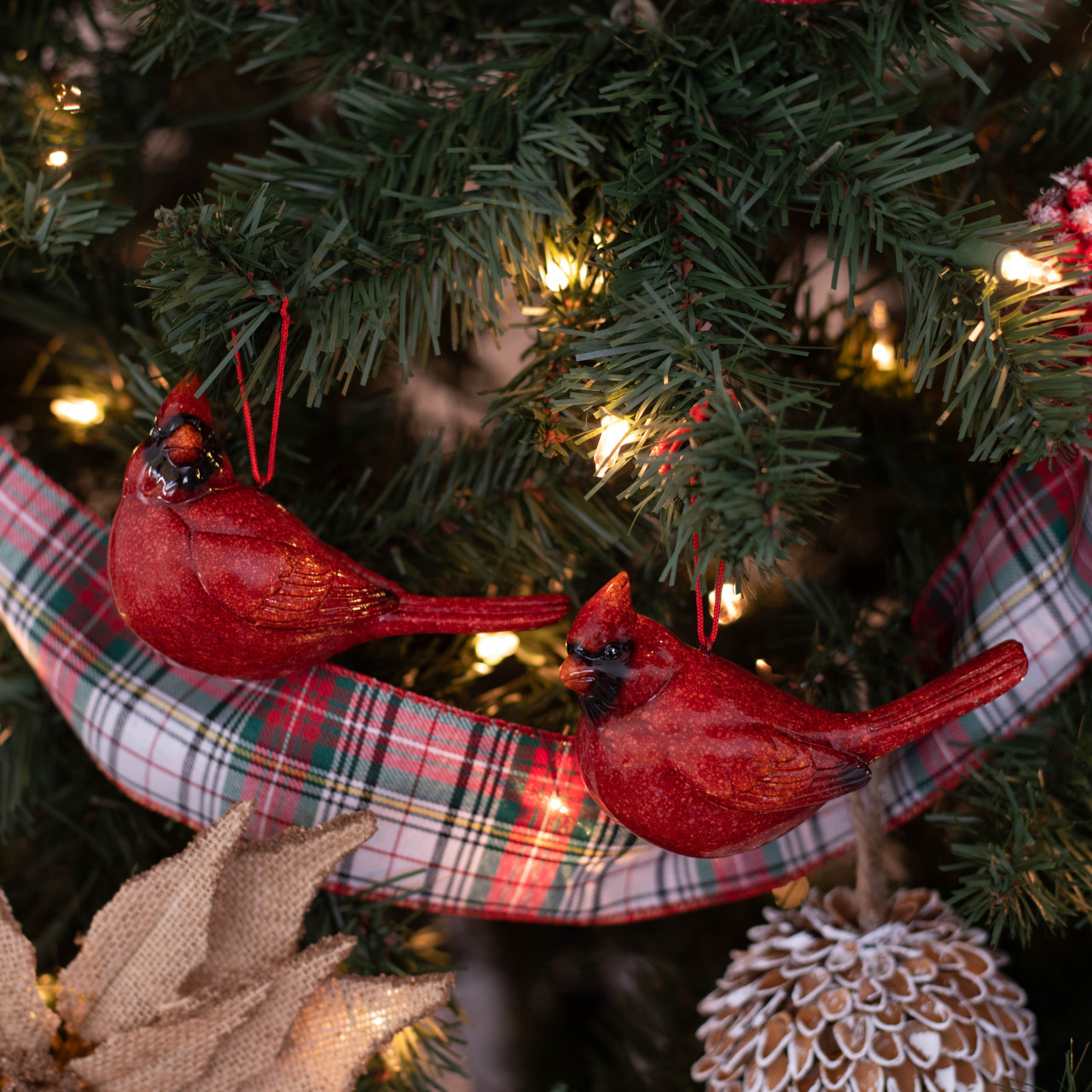 Cardinal Pair Ornaments - Set of 2 thumbnail