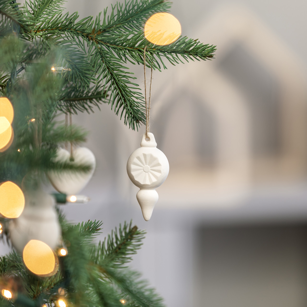 Vintage Ornament Mini Diffusers with Fragrance Oil thumbnail