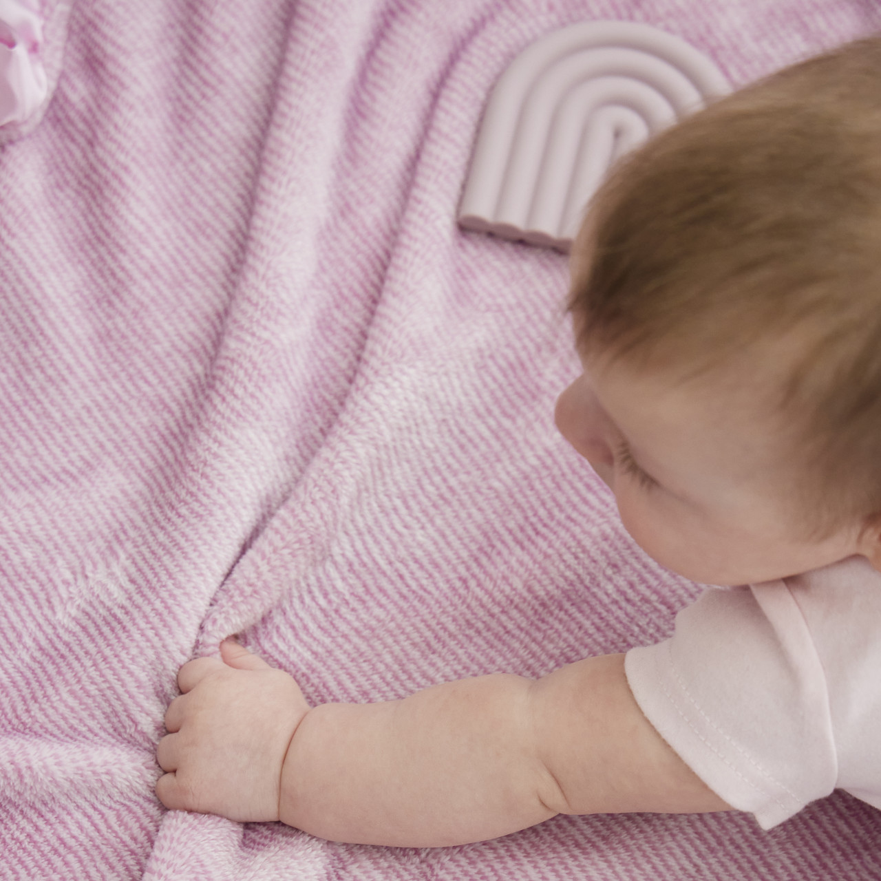 Wrapped in Love Blanket - Pink thumbnail