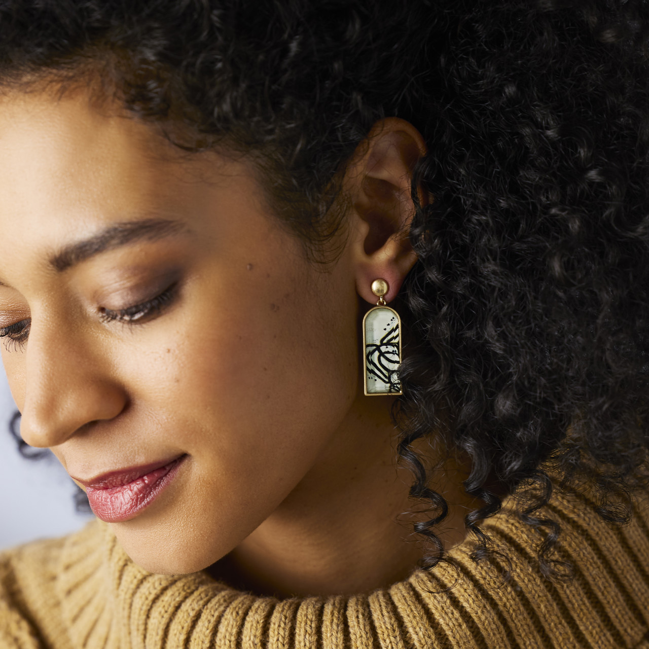 ArtLifting Earrings - Black and White thumbnail