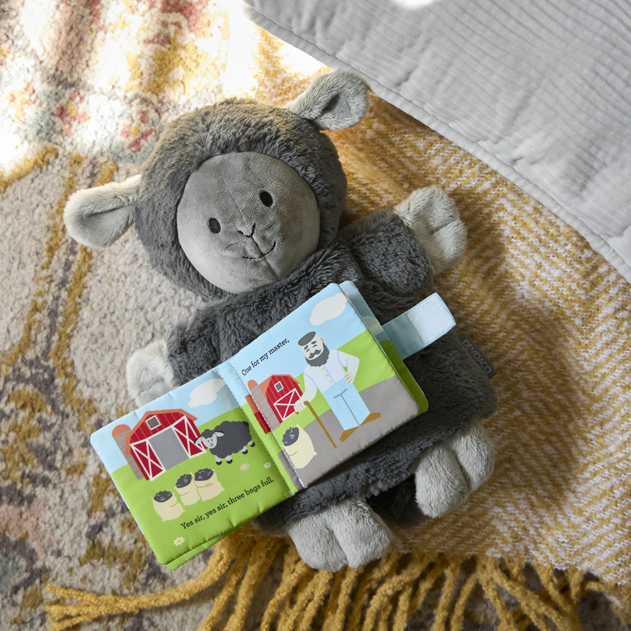 Baa Baa Black Sheep Puppet Book - 3x3in thumbnail