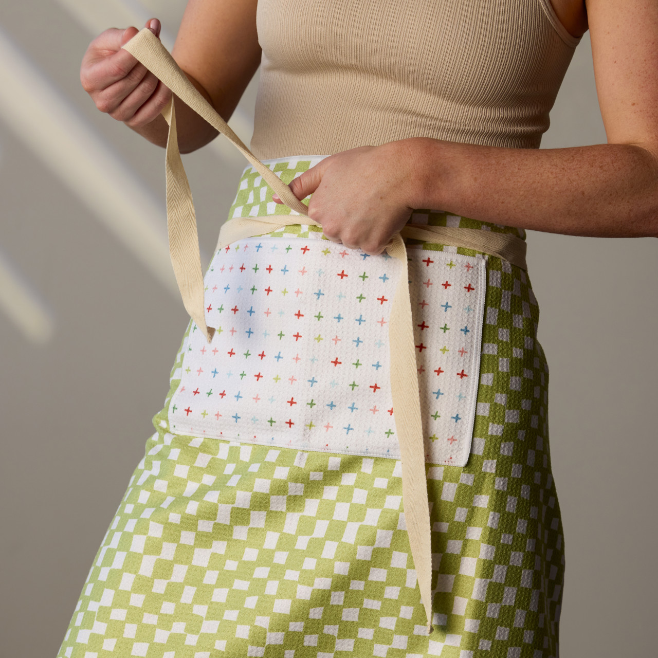 Green Checker Absorbent Half Apron - 27x20in thumbnail