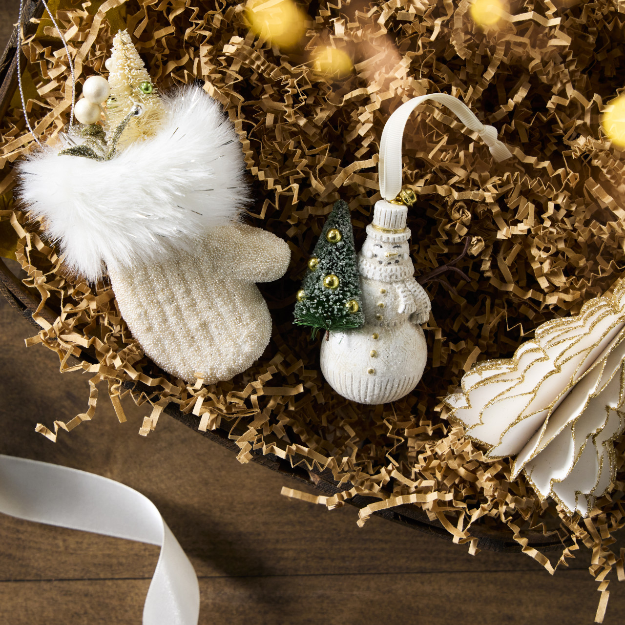 White and Gold Paper Ornaments 2 Assorted - 3x4in thumbnail