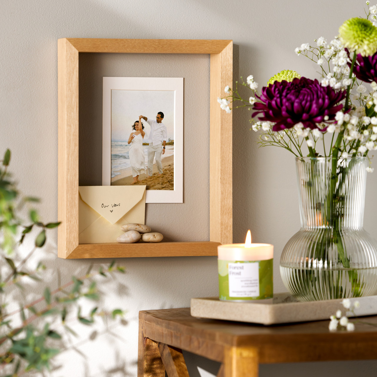 Wood Wall Art Display Frame - 8x10in thumbnail