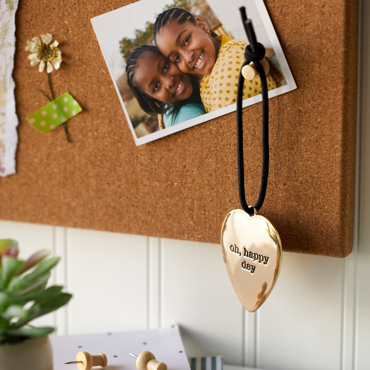 Oh Happy Day Heart Bottle Tag - 2in thumbnail