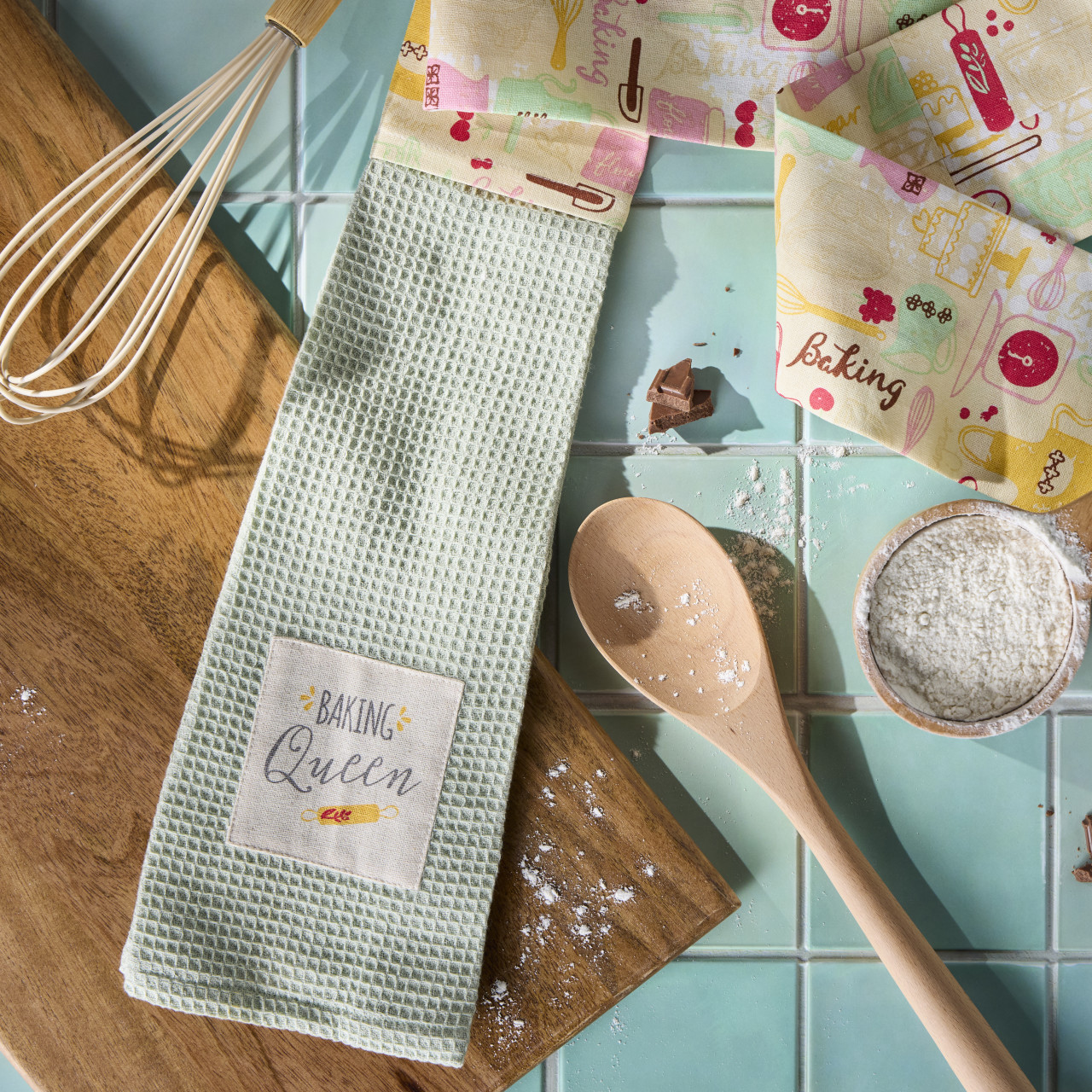 Baking Queen Kitchen Boa - 4x69in thumbnail