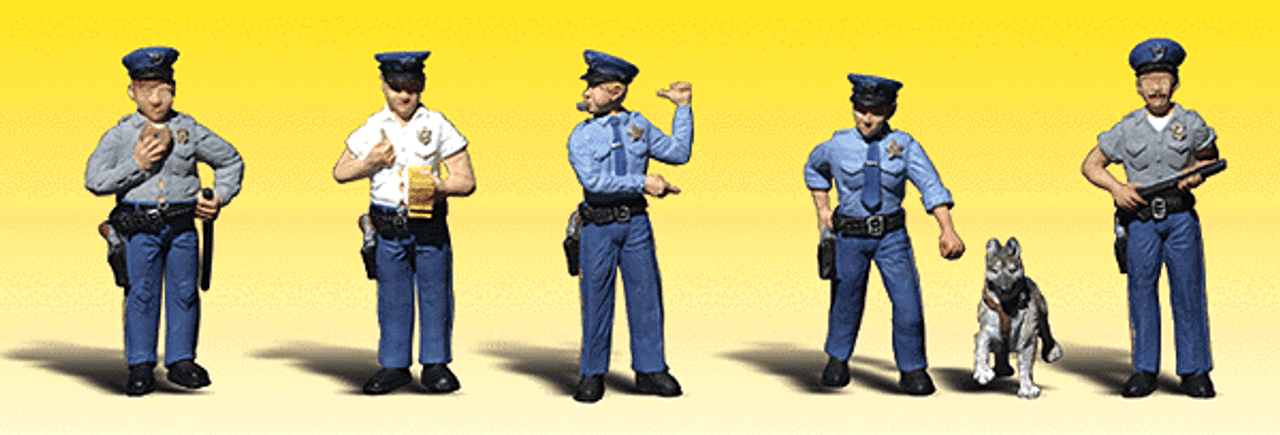 Scenic Accents(R) Figures -- Policemen