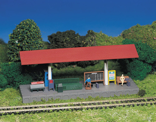 Plasticville Classic Kit - Station Platform -- 2-1/8 x 7&quot;  5.5 x 18cm