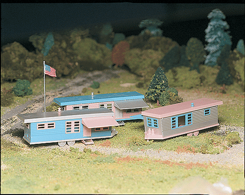 Plasticville U.S.A.(R) Classic Kits -- Trailer Park (Three Trailers & Flag Pole w/Flag)