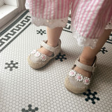 Daisies First Kicks in Tan Daisies First Kicks in Tan
