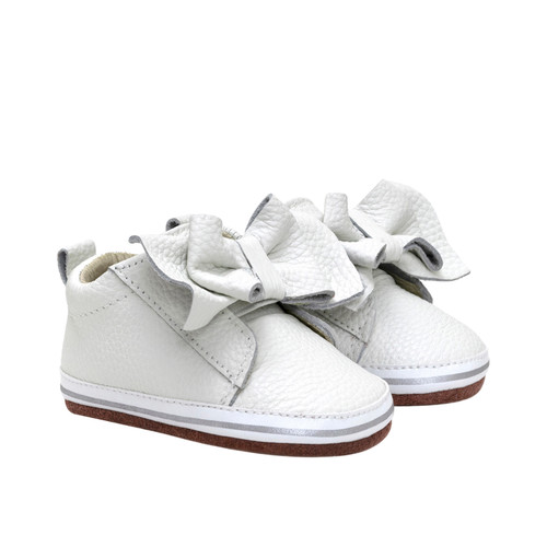 Aria First Kicks White, perspective view Aria First Kicks White, perspective view