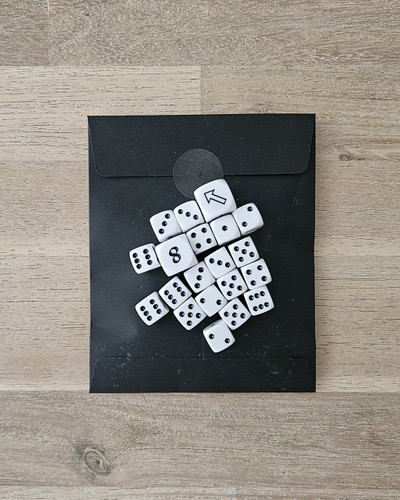 Warhammer Dice Set - 20x White Dice (18 D6, 1 Artillery, 1 Scatter) - Brand New
