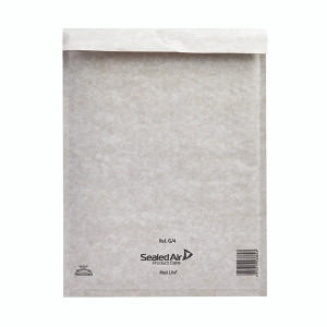 MQ02007 Mail Lite Bubble Lined Postal Bag Size G 4 240x330mm White Pack 50 MLW G 4