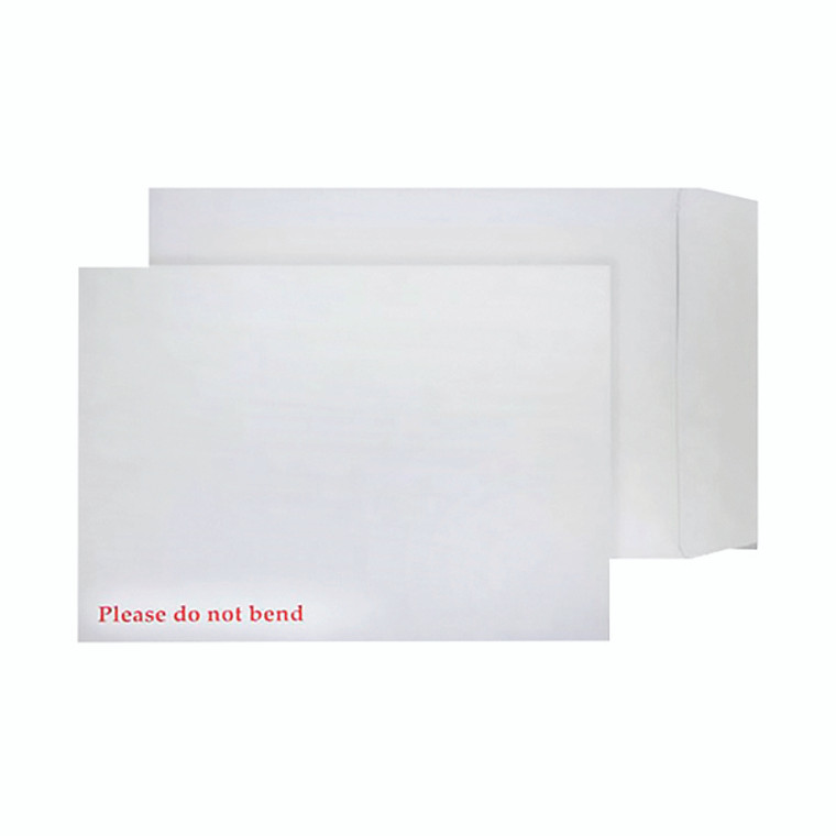 KF3525 Q-Connect C4 Envelopes Board Back Peel Seal 120gsm White Pack 125 KF3525