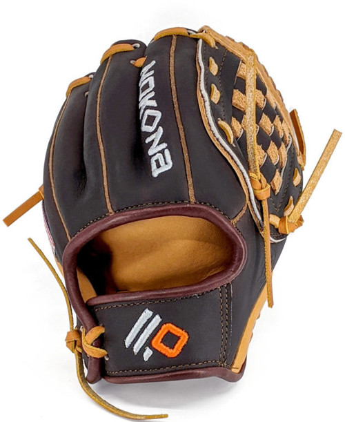 9 Inch Nokona Custom Alpha Select S50CG Youth Baseball Glove