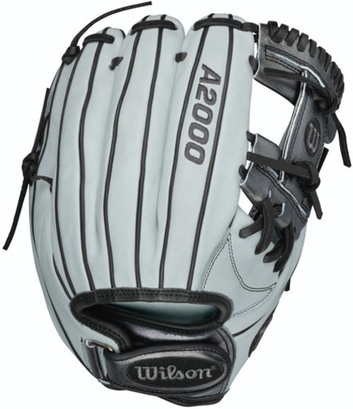 11.75 Inch Wilson A2000 WTA20RF15H1175 Women's Fastpitch Softball Glove