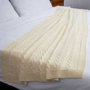 Knitted Double Cable Throw AWT911-300-OS SAOL Knitwear