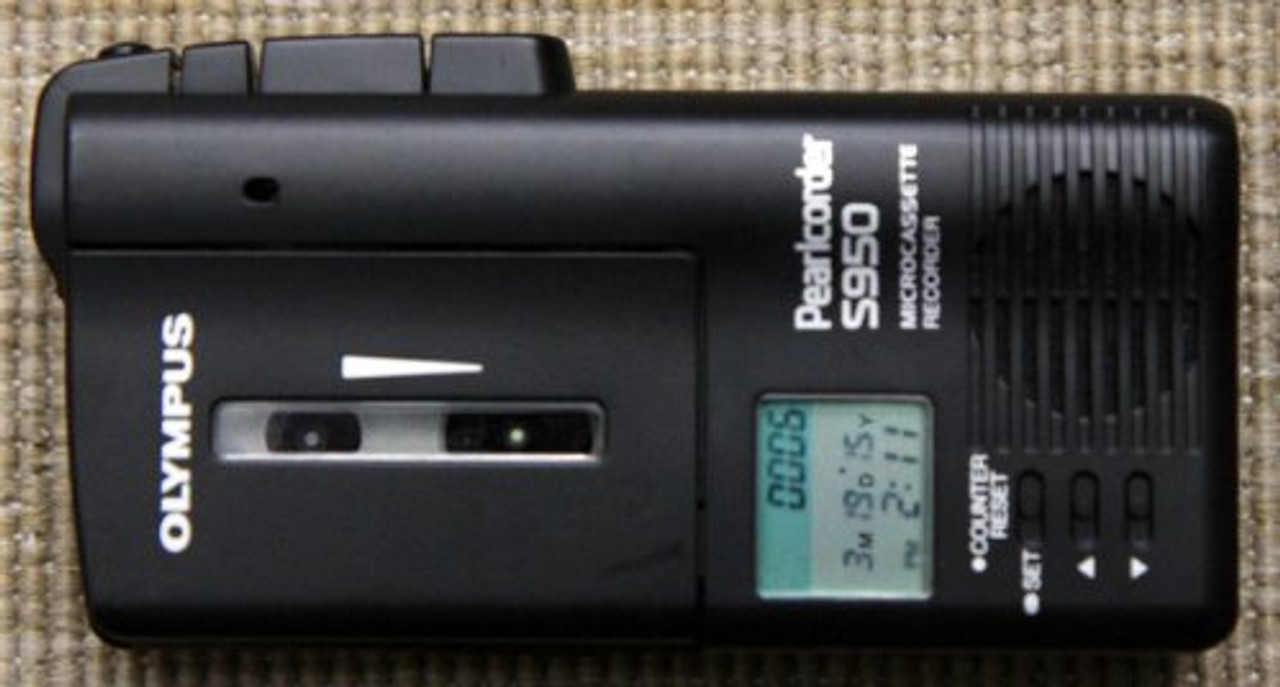 Olympus Pearlcorder S950 Microcassette Recorder display