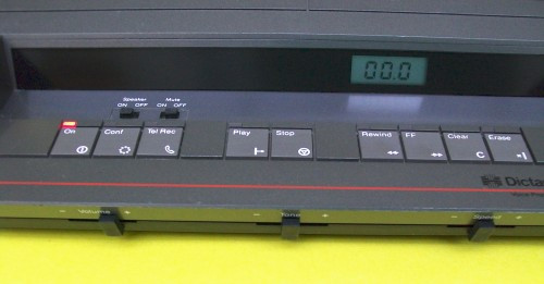 Dictaphone 2710 Standard Full Size controls
