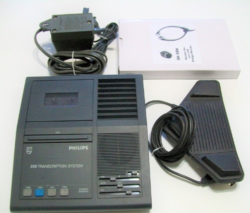 NORELCO 550 Minicassette Transcription Transcriber Machine with pedal