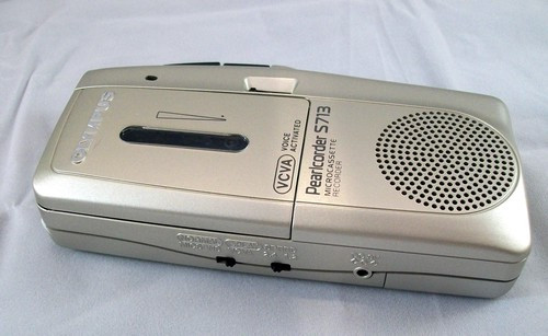 Olympus Pearlcorder S713 Microcassette Voice Recorder Voice Activated