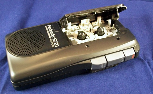 Olympus Pearlcorder S721 Handheld Micro Cassette Voice Recorder