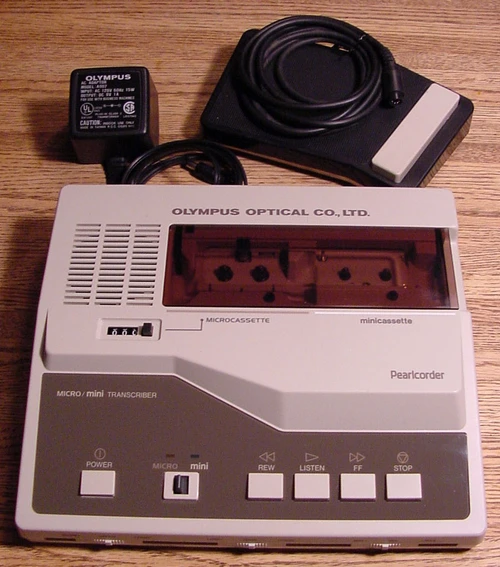 OLYMPUS PEARLCORDER CM 200 TRANSCRIBER
