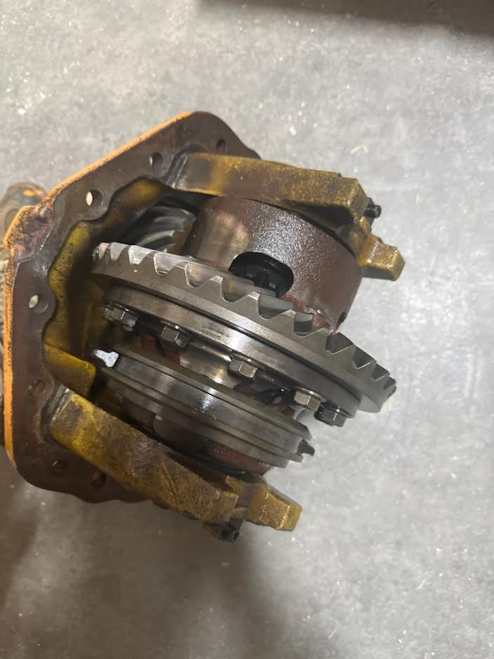 Used Differential Assembly | Broken Tractor | 87395372