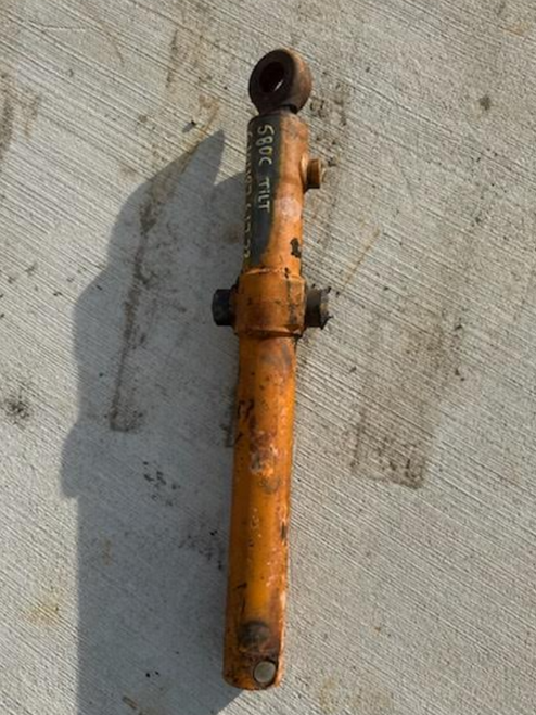 Case Backhoe Used LH Loader Bucket Tilt Cylinder 580C