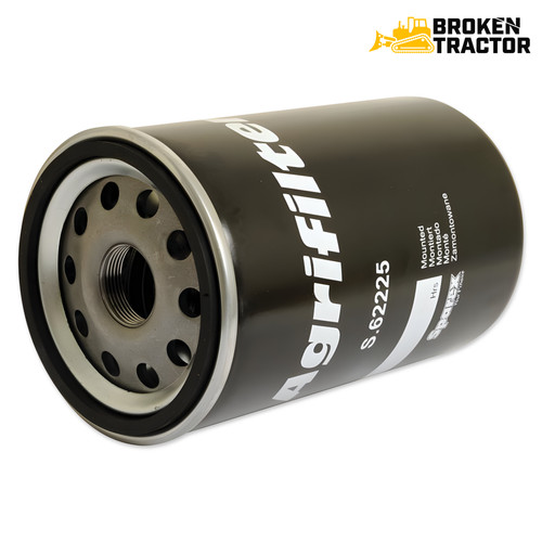 Spin-on hydraulic filter for Long tractor models 2360 to 2610
