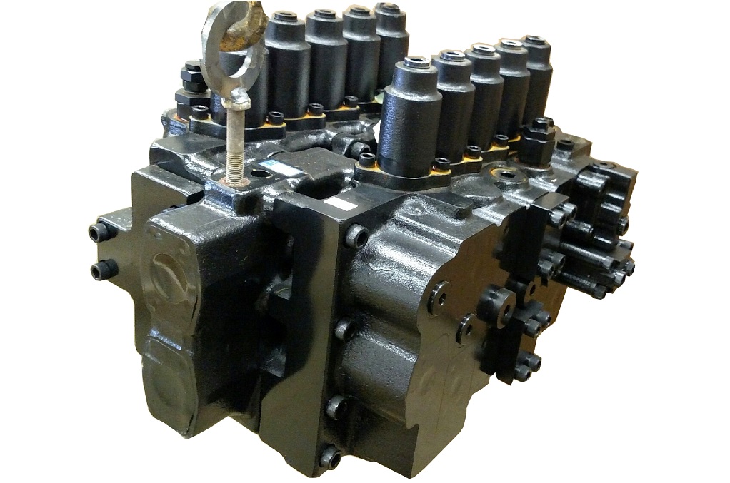 Control Valve for Kobelco SK485-9 | Broken Tractor | LS30V00