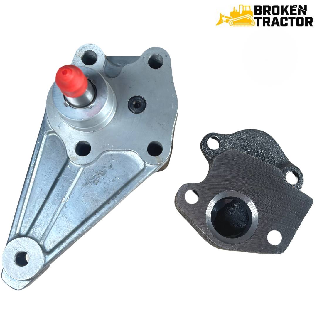 Engine Oil Pump | Broken Tractor | RE504914
