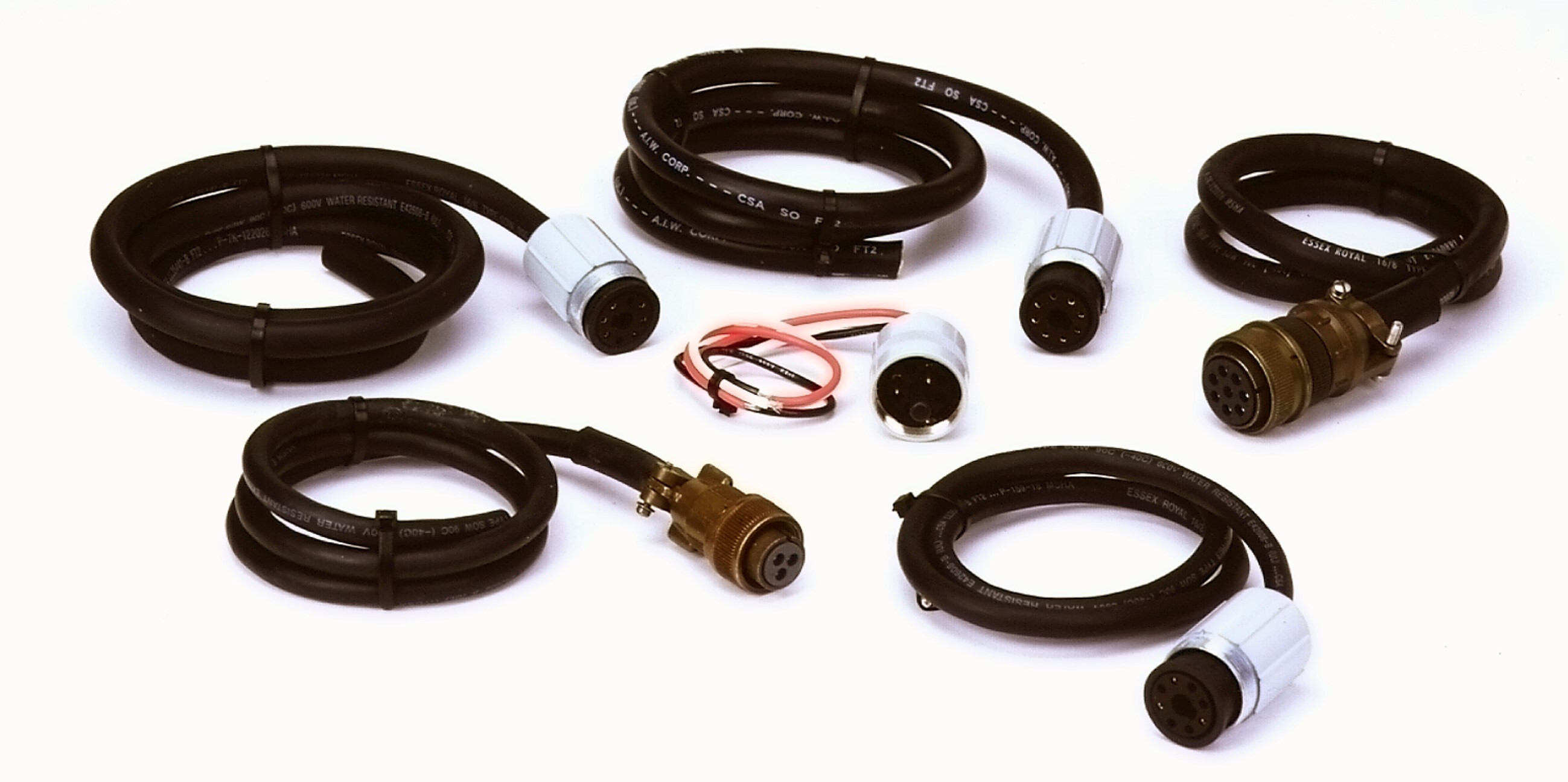 A connector is essential to carry the analog/digital signal from a sensor device to the control room. These can be used on products such as Remote/Direct Mount Thermometers, Pressure Relief Devices, Rapid Pressure Rise Relays and others