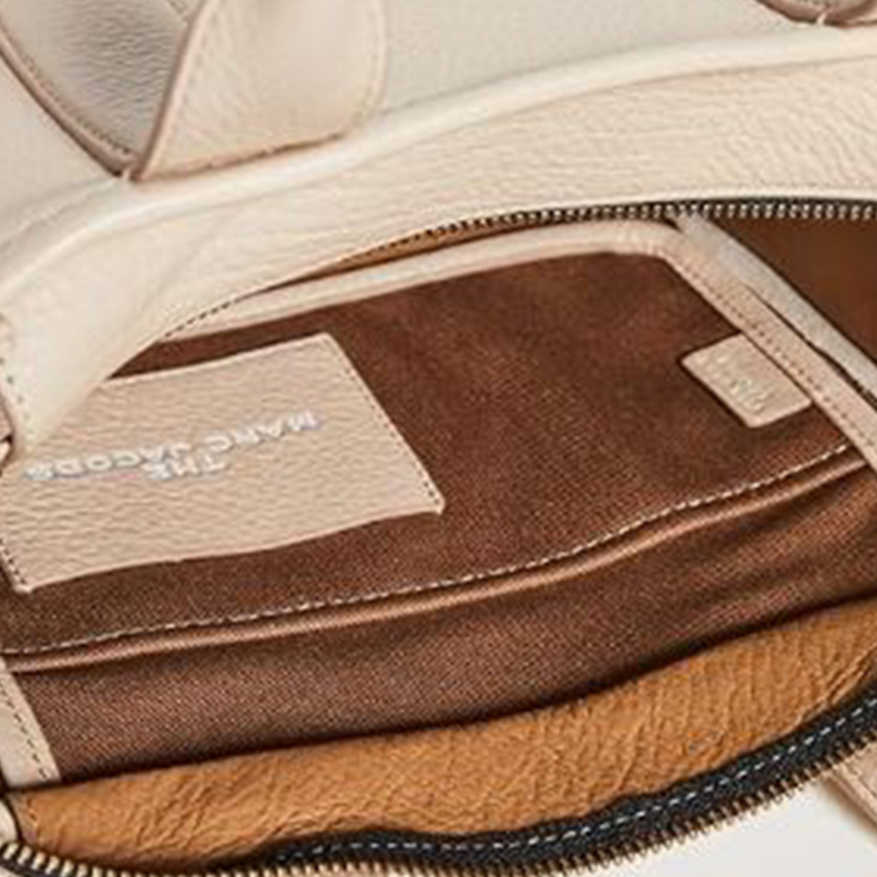 Marc Jacobs The Leather Small Tote Bag H009L01SP21-914 - AllGlitters