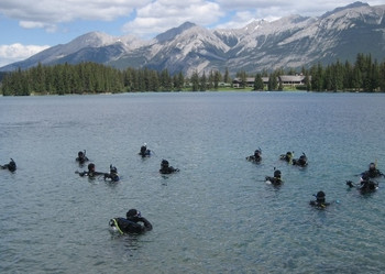 SDI Open Water Diver - lake training in Jasper