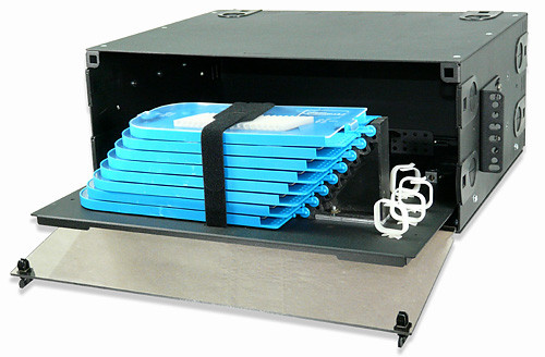 SignaMax UFS8-B 192-Fiber Slide-Out Splice Enclosure, Rack-Mount, Black